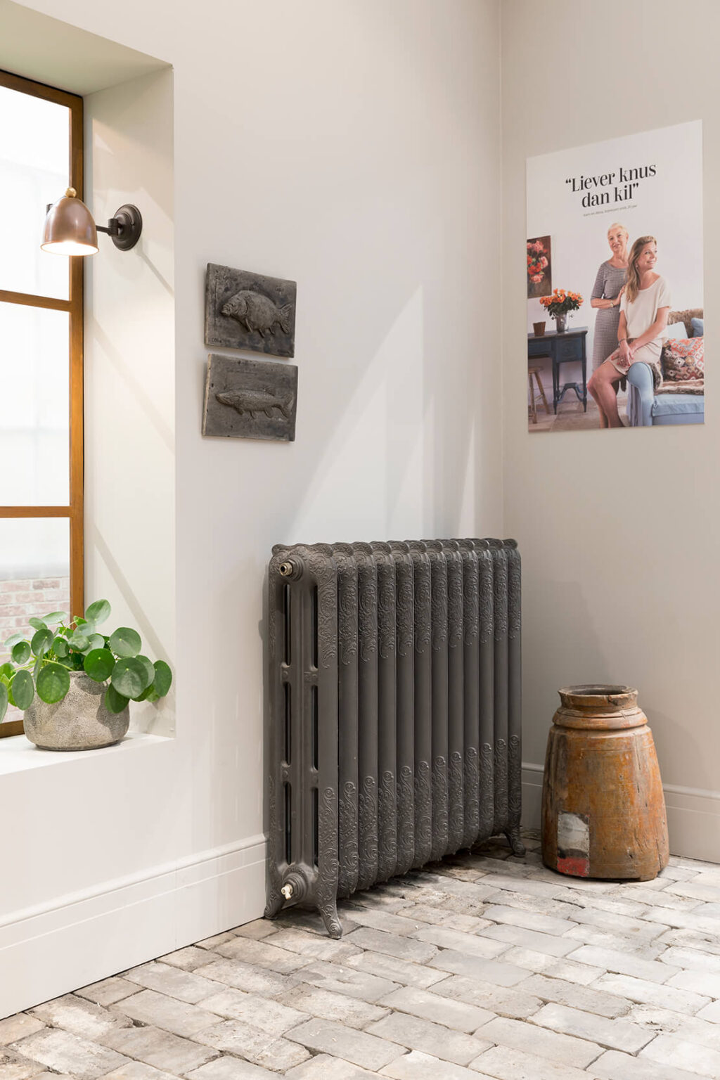50+ Nieuwe en oude gietijzeren radiatoren Retro gietijzeren verwarming